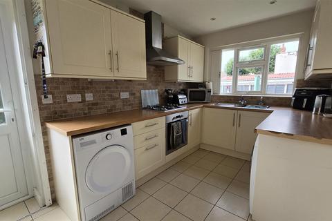 3 bedroom end of terrace house to rent, Priorsfield Road North, Coventry CV6