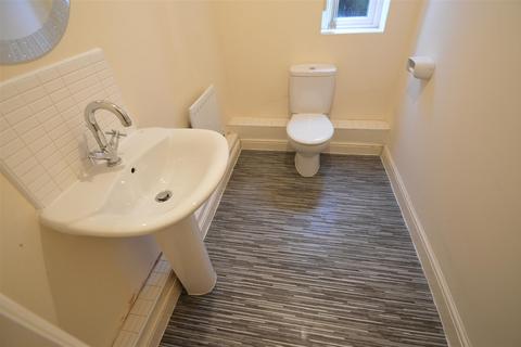 4 bedroom townhouse to rent, Pickering Street, Manchester M15