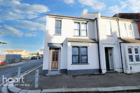 3 bedroom end of terrace house for sale, Roots Hall Avenue, Southend-On-Sea