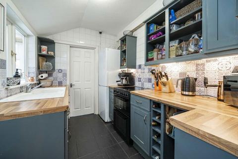 3 Forge Lane, Sunbury-on-thames, TW16 6EE