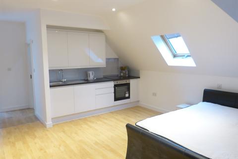 Studio to rent, NEELD CRESCENT, LONDON, NW4