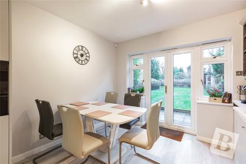 4 bedroom detached house for sale, Parkland Avenue, Upminster, RM14