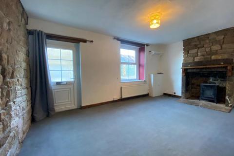 3 bedroom terraced house to rent, New Street, Brookhouse, Lancaster