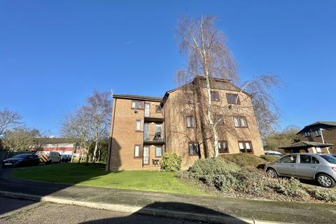 undefined, Cedar Close, Buckhurst Hill, IG9