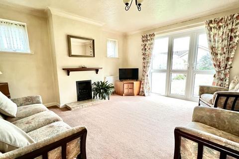 2 bedroom detached bungalow for sale, Woolsbridge Road, St Leonards, BH24 2LS