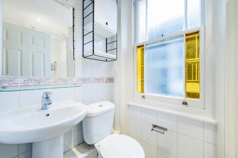 3 bedroom flat to rent, Randolph Avenue Maida Vale W9