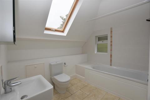 1 bedroom flat to rent, Woodcote Road