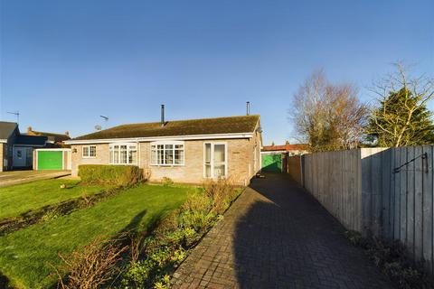 2 bedroom semi-detached bungalow for sale, 43 Londesborough Road,  Hutton Cranswick, Driffield, YO25 9PL