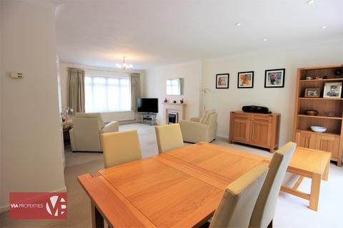 4 bedroom detached house for sale, The Oval, Broxbourne EN10