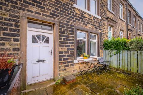 2 bedroom terraced house to rent, Townend, Huddersfield HD7