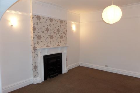 2 bedroom flat to rent, Kendall Avenue, South Croydon CR2