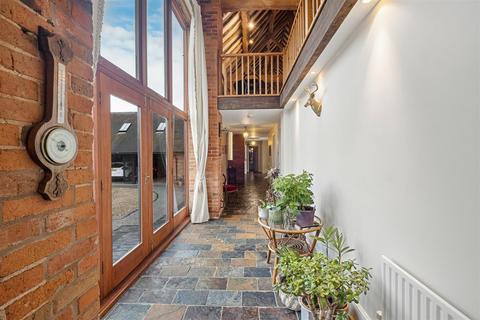 4 bedroom barn conversion for sale, Brickhouse Lane, Elford