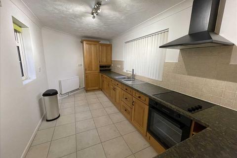 2 bedroom bungalow to rent, Solihull B90