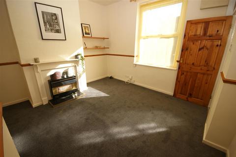 1 bedroom terraced house to rent, Back Charles Street, Brighouse