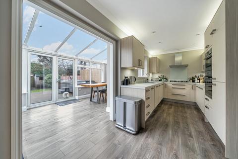 68 Lambourne Crescent, Sheerwater, Woking, GU21 5RQ