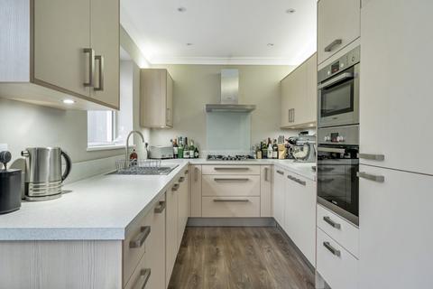 68 Lambourne Crescent, Sheerwater, Woking, GU21 5RQ