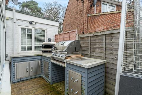 68 Lambourne Crescent, Sheerwater, Woking, GU21 5RQ