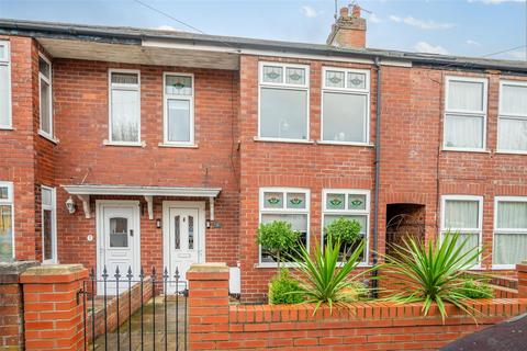 2 bedroom terraced house to rent, Temple Avenue, York, YO10 3RS