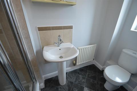 4 bedroom house to rent, Chorlton Road, Manchester M15