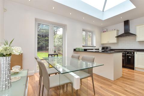 4 bedroom semi-detached house for sale, Walnut Way, Buckhurst Hill, Essex