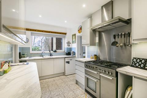 4 bedroom semi-detached house for sale, Kenton Avenue, Sunbury-on-Thames, Surrey, TW16