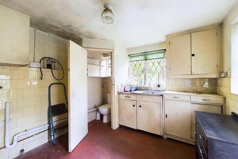 2 bedroom cottage for sale, Breakspear Road, Ruislip HA4