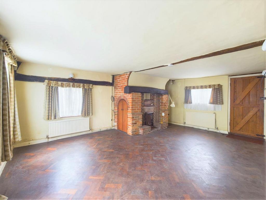 Living Room Alt View.jpg