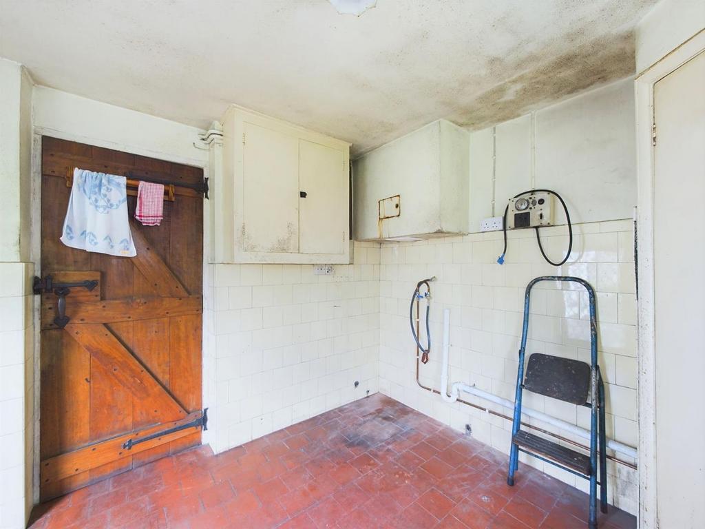 Utility Room.jpg