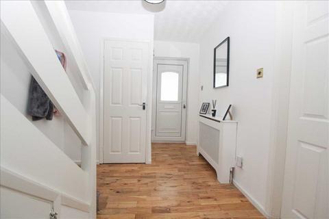 4 bedroom semi-detached house for sale, Austral Place, Brunswick Green, Newcastle Upon Tyne