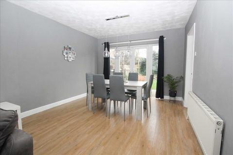 4 bedroom semi-detached house for sale, Austral Place, Brunswick Green, Newcastle Upon Tyne