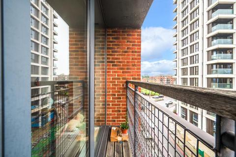 2 bedroom apartment to rent, Forbury Road,  Reading,  RG1