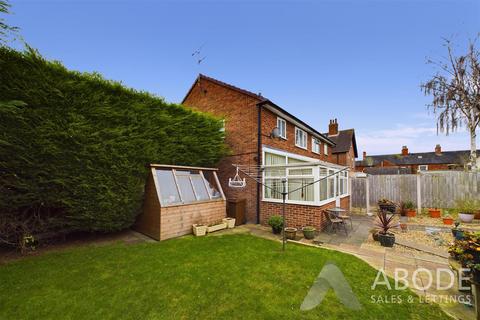 3 bedroom semi-detached house for sale, Bridge Street, Burton-On-Trent DE13