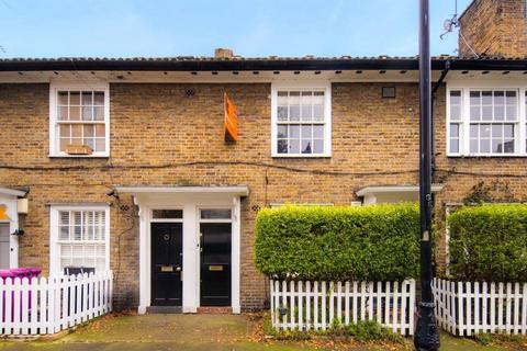 3 bedroom maisonette for sale, Shipton Street, London, E2