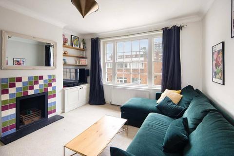 3 bedroom maisonette for sale, Shipton Street, London, E2