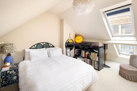 10 Shipton Street, London, E2 7RU