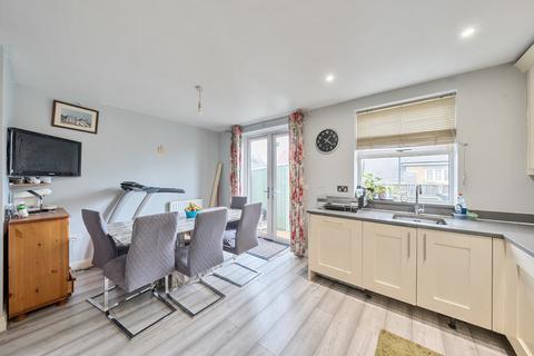 3 bedroom end of terrace house for sale, Kirk Close, Tilehurst, Reading