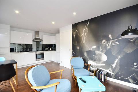 1 bedroom flat to rent, Queensbridge Road, London Fields, London, E8