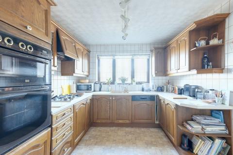 4 bedroom detached house for sale, Wood Street, Chelmsford CM2