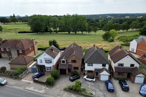 4 bedroom detached house for sale, Wood Street, Chelmsford CM2