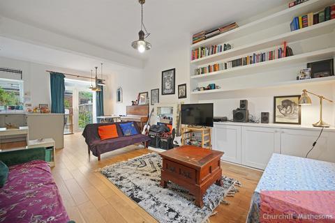 2 bedroom terraced house for sale, Stephenson Street, NW10