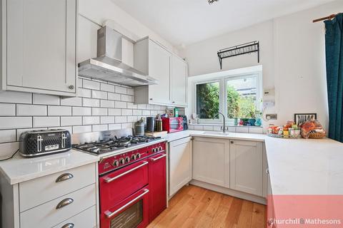 2 bedroom terraced house for sale, Stephenson Street, NW10