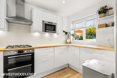 23 Caxton Road, Hoddesdon, EN11 9PD