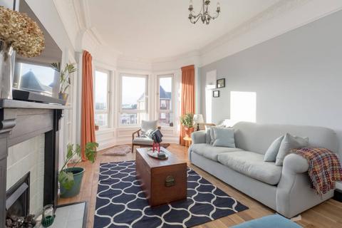 1 bedroom flat for sale, (3F1) McDonald Road, Edinburgh EH7