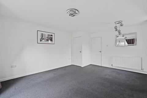 3 bedroom end of terrace house for sale, Finzi Close, Southampton, Hampshire. SO19 0EN