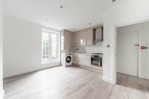 1 bedroom flat for sale, 47 - 49 Aldenham Road, Bushey WD23