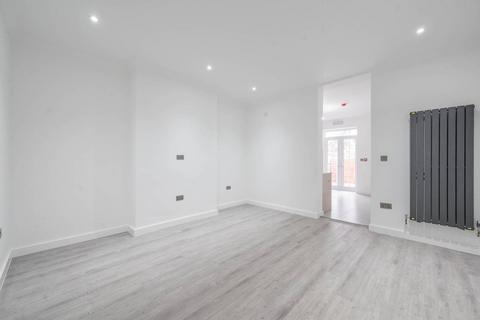 2 bedroom flat for sale, 47 - 49 Aldenham Road, Bushey WD23