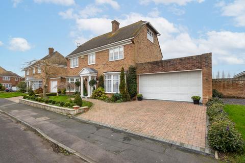 5 bedroom detached house for sale, Corone Close, Folkestone CT19