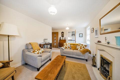 2 bedroom retirement property for sale, Lower Turk Street, Alton, Hampshire, GU34