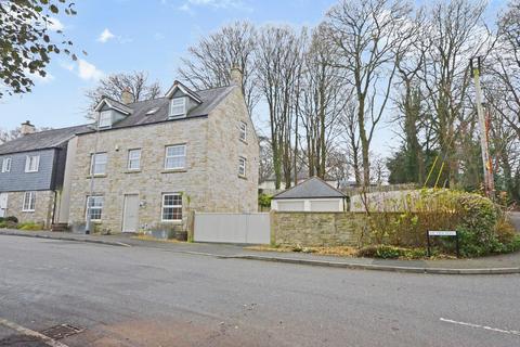 1 Bay View Road, Duporth, St Austell, PL26 6BN