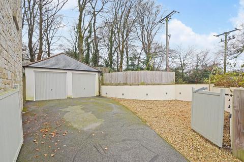 1 Bay View Road, Duporth, St Austell, PL26 6BN